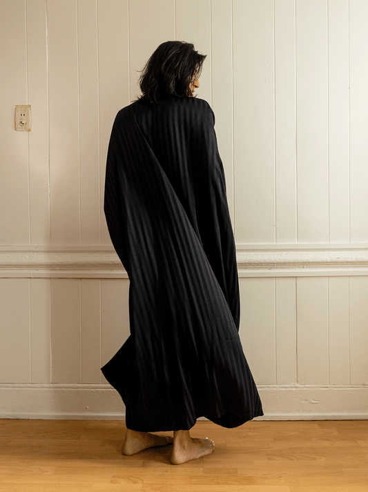 Noire Satin Robe